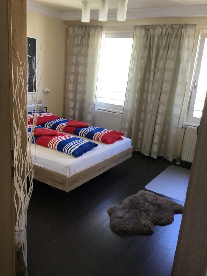 Danube Paradise Apartman *